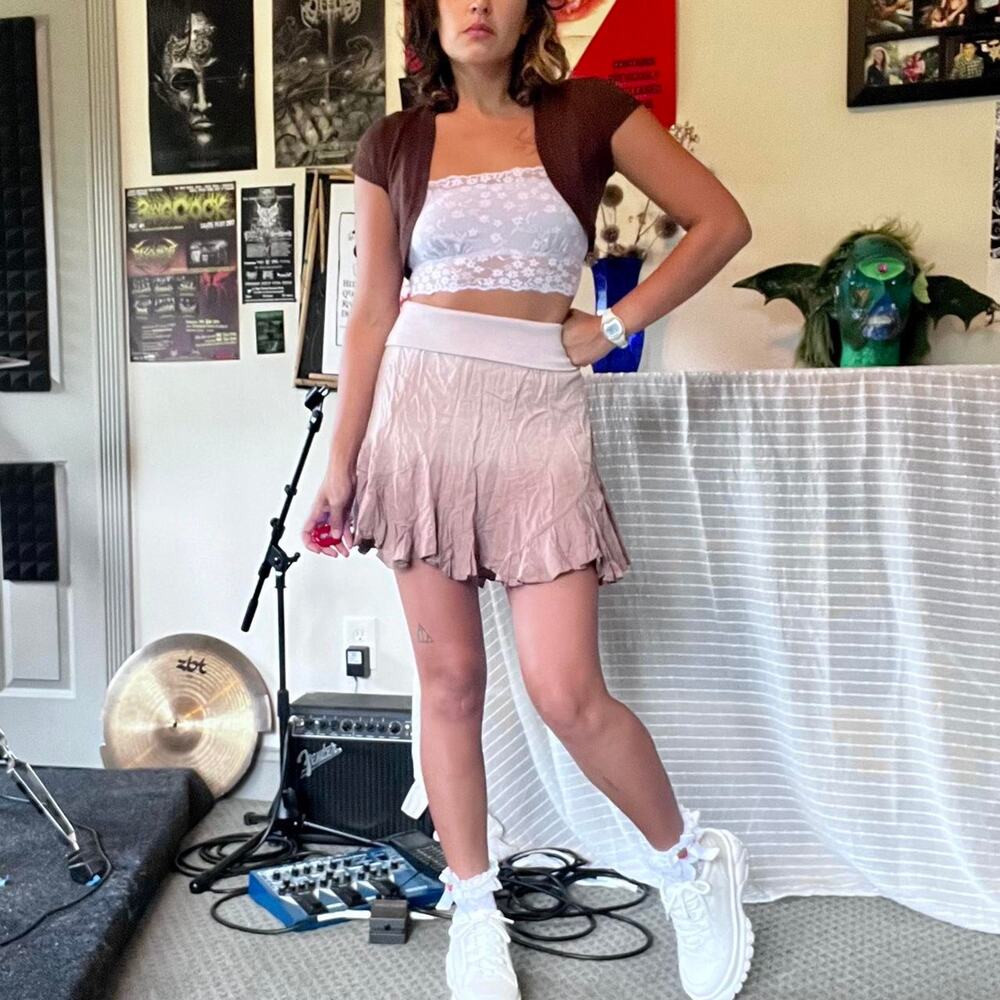 Bohemian flowy miniskirt ombre pink